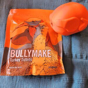 BULLYMAKE Dog Rubber Power Chew & Treat Set – Thanksgiving - NEW